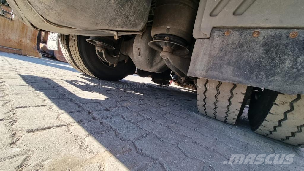 Mercedes-Benz Atego 1523 Lakaisukoneet