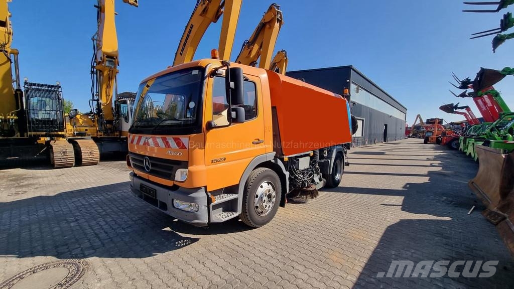 Mercedes-Benz Atego 1523 Lakaisukoneet