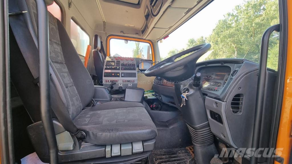 Mercedes-Benz Atego 1523 Lakaisukoneet