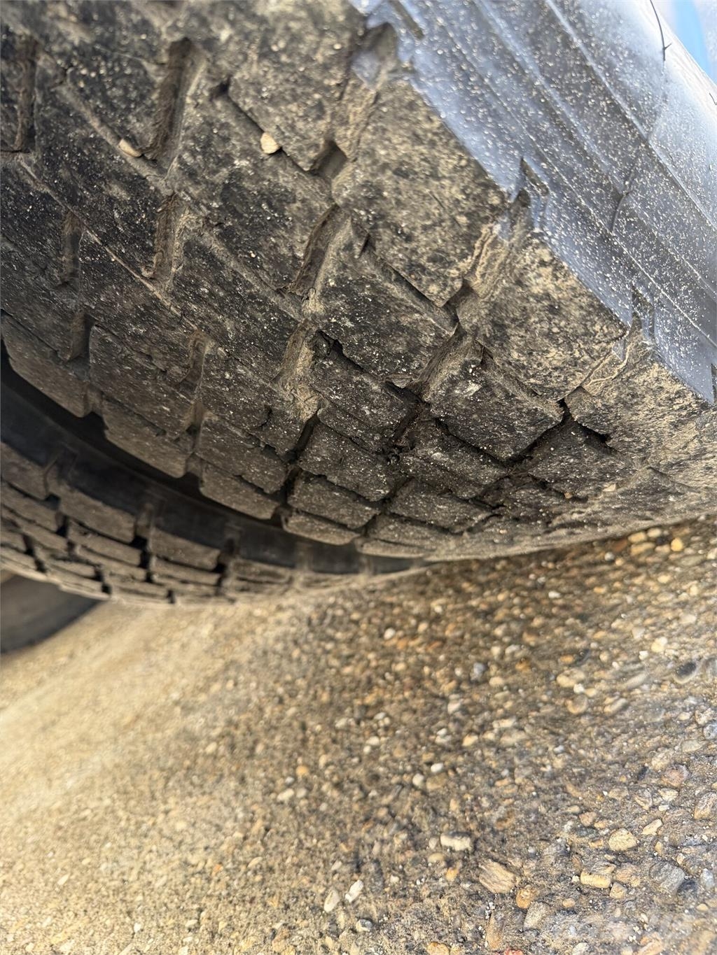 Volvo FH VIN 194 وحدات الجر