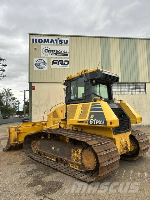 Komatsu D 61 PXI-23 Buldozer sobre oruga