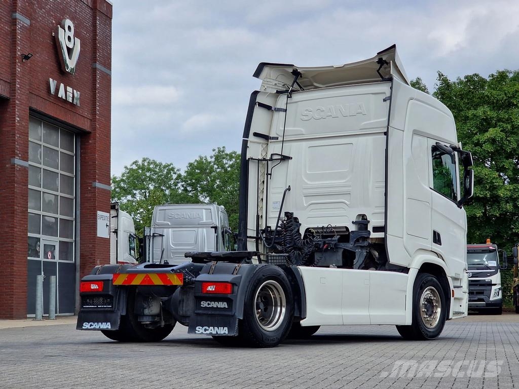 Scania R520 V8 NGS retarder - steel / air - navi - fridge Sattelzugmaschinen