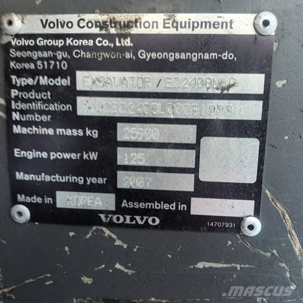 Volvo EC 240 B N L Escavadoras de rastos