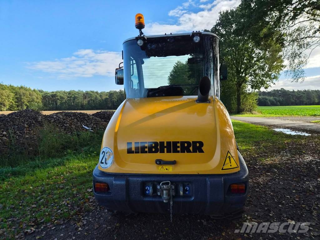 Liebherr L 506 Compact Wheel loaders