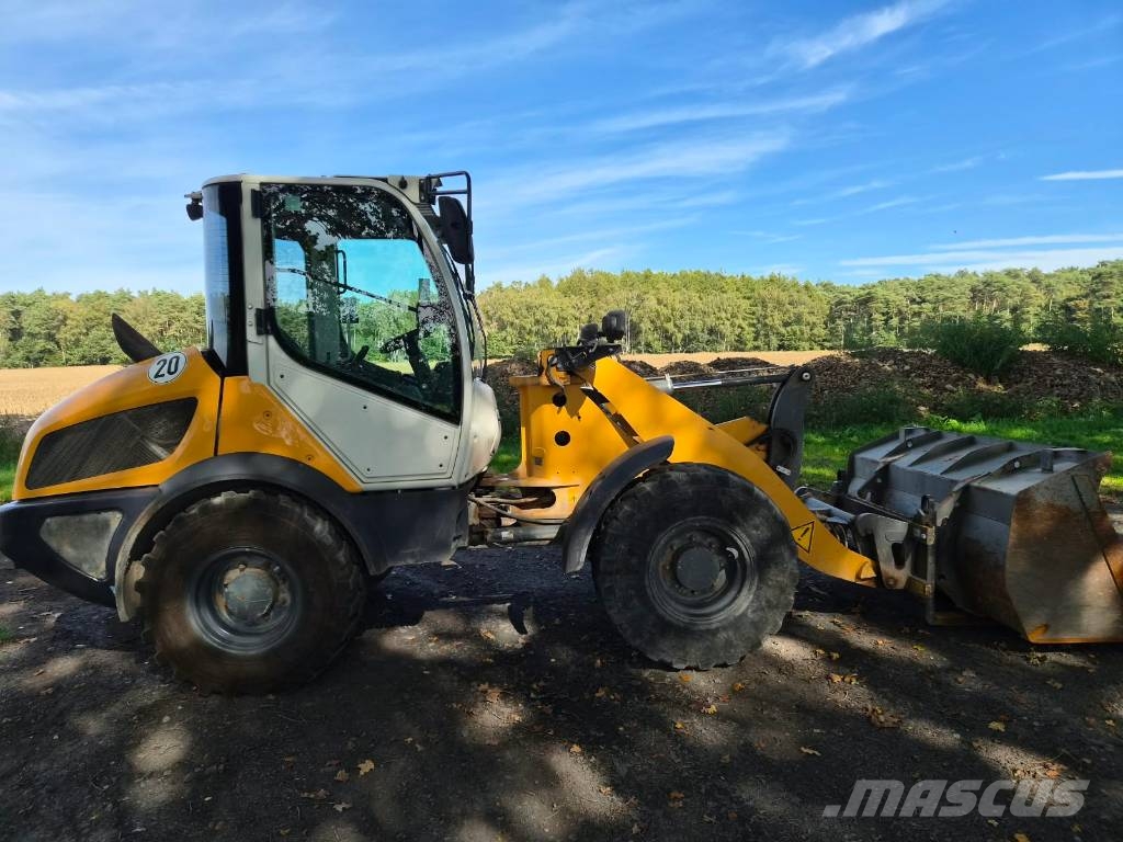 Liebherr L 506 Compact Wielladers