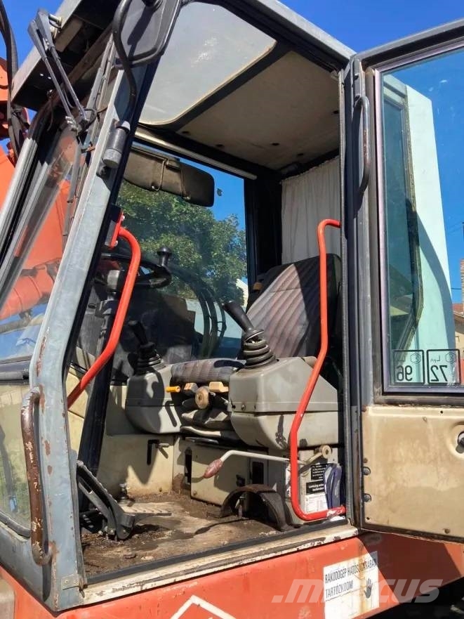 O&K MH Plus Wheeled excavators