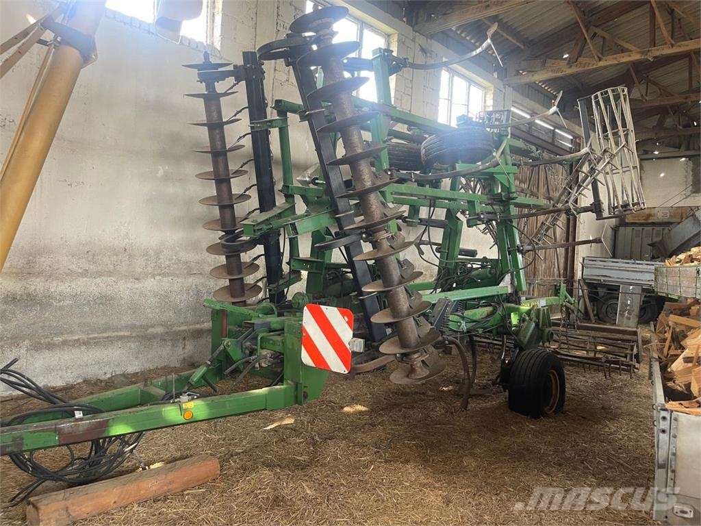 John Deere Multitiller 410 A Cultivatoren