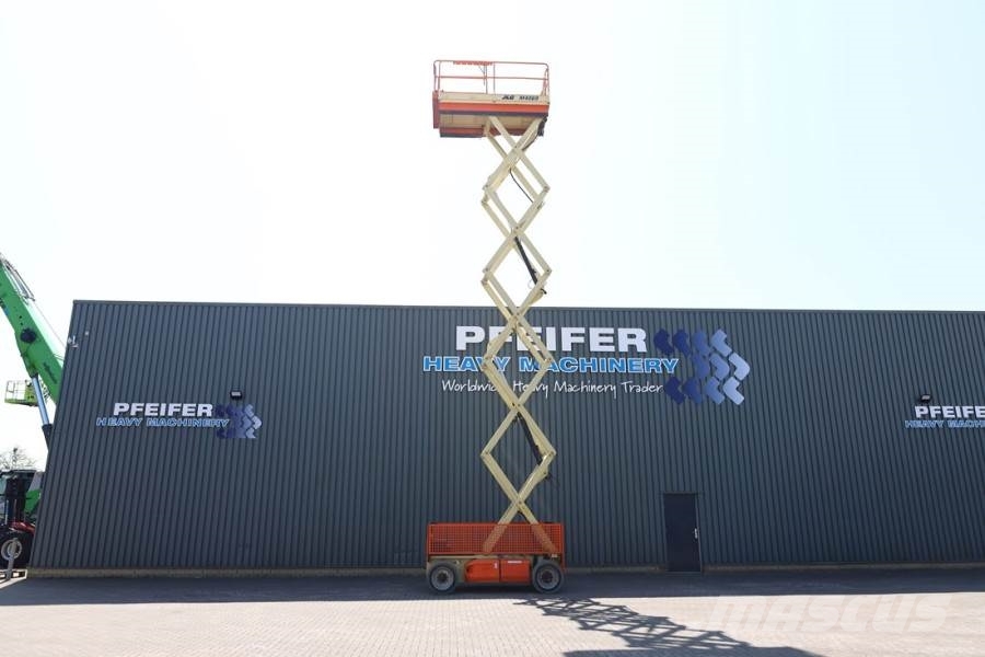 JLG M4069 Hybrid, 14.2m Working Height, 360kg Capacity 剪叉式升降机