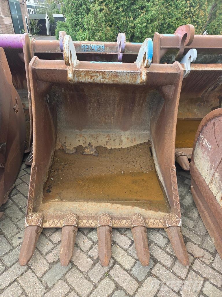  Diversen Dieplepels, brede bakken, puinbak en kopp Kausi