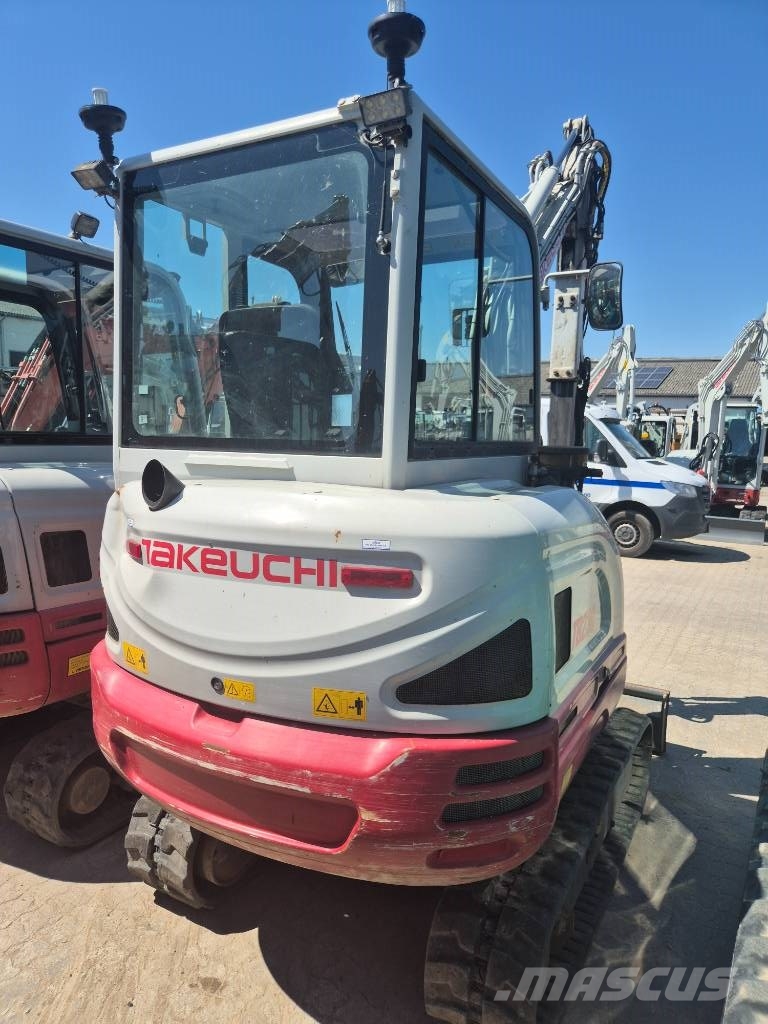 Takeuchi TB230 Minigravere <7t