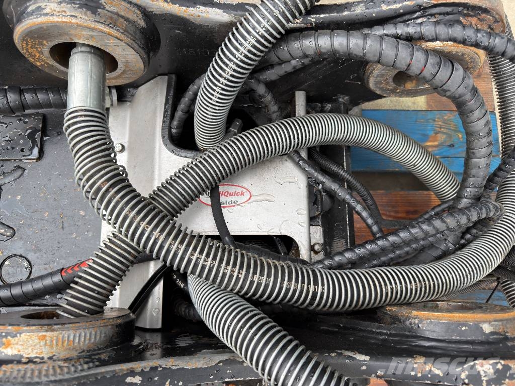 OilQuick OQ80 - M318D / M320F / M322D / 320D / 320E / 323D موصلات سريعة