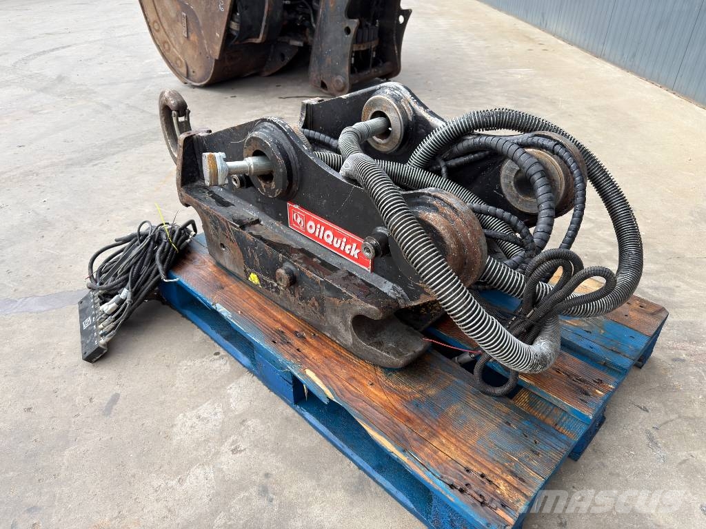 OilQuick OQ80 - M318D / M320F / M322D / 320D / 320E / 323D موصلات سريعة