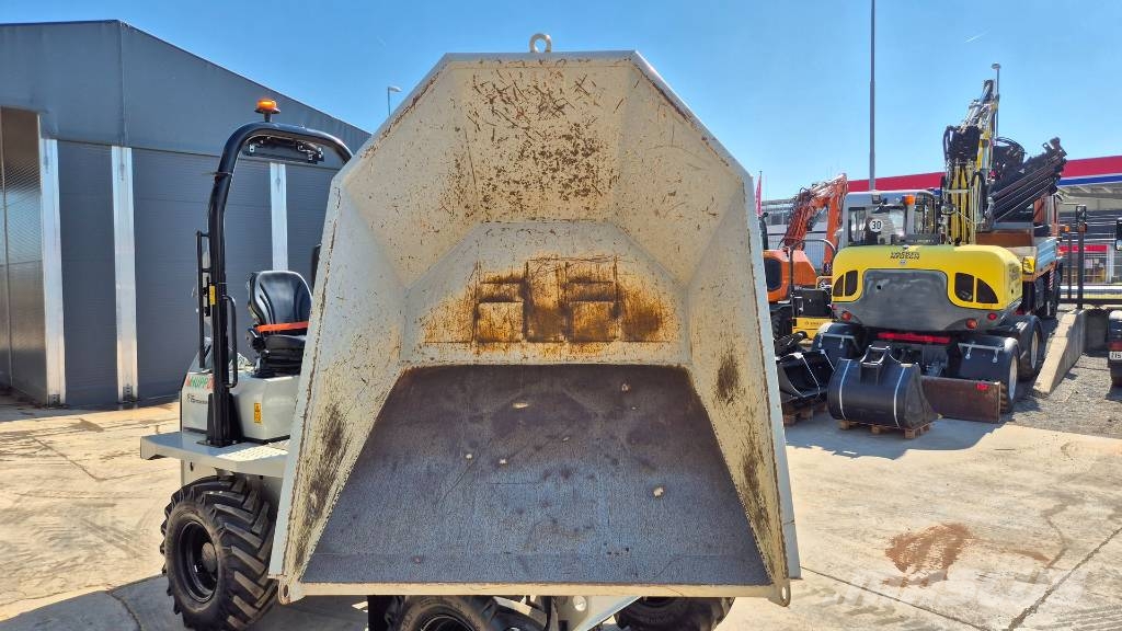 JCB 3STH-2S5 - 2023 YEAR - 160 HOURS - AS NEW Dumper - Knickgelenk