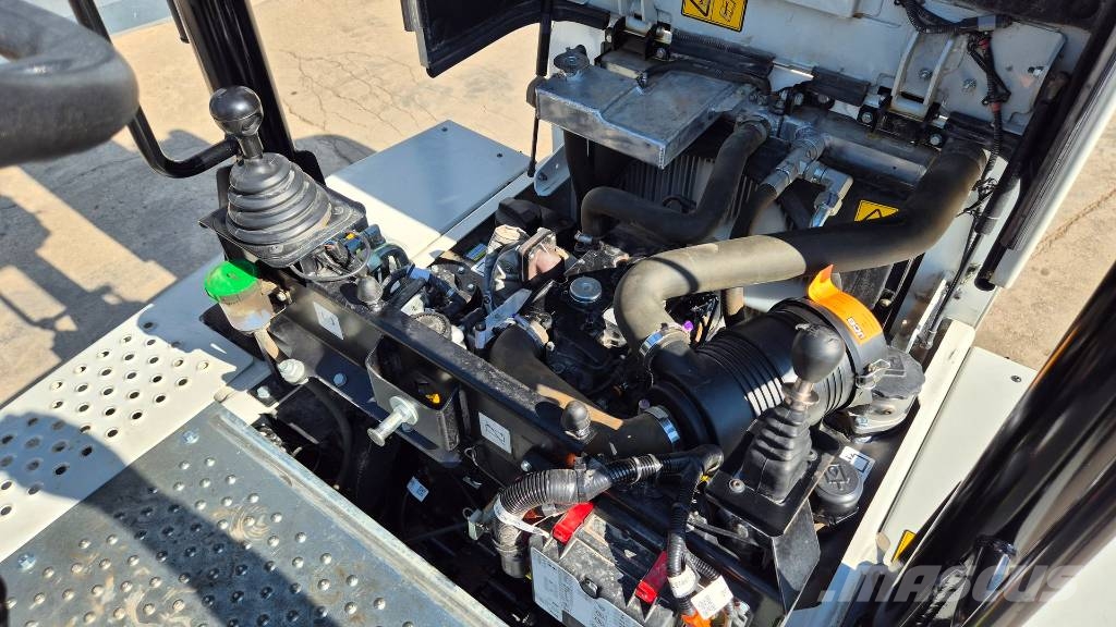 JCB 3STH-2S5 - 2023 YEAR - 160 HOURS - AS NEW Dumper - Knickgelenk