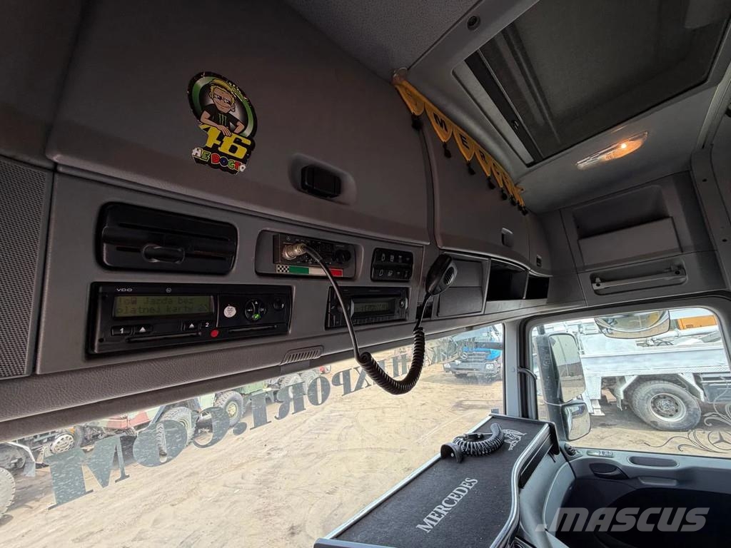 Mercedes-Benz Actros 1836 MP3 - Box Truck - 6 Cylinder - Spare T شاحنات ذات هيكل صندوقي
