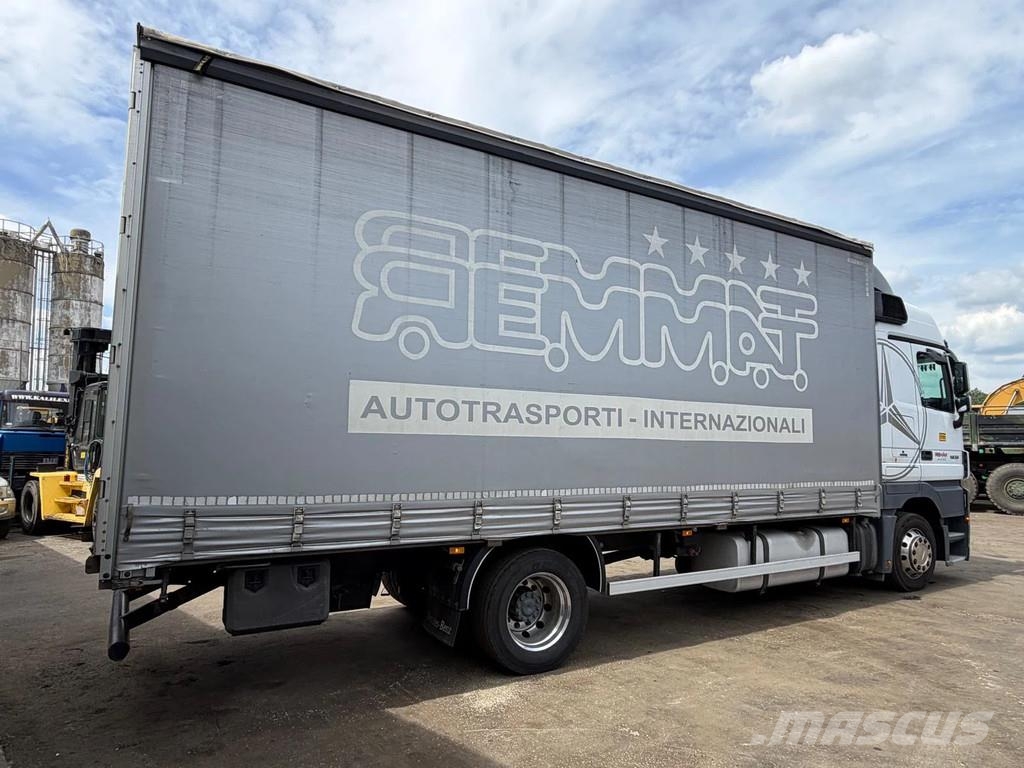 Mercedes-Benz Actros 1836 MP3 - Box Truck - 6 Cylinder - Spare T شاحنات ذات هيكل صندوقي