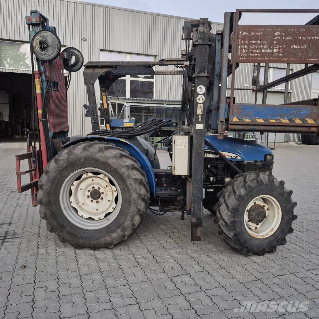 New Holland TN 75 D ماكينات زراعية - غير ذلك