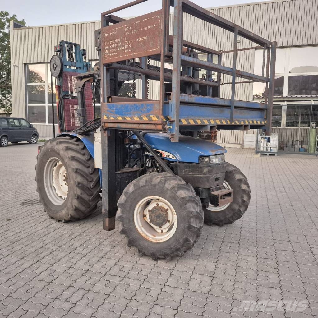 New Holland TN 75 D ماكينات زراعية - غير ذلك