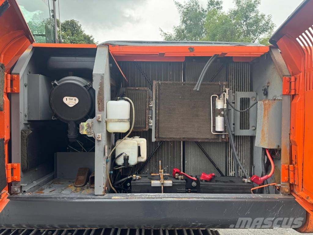 Hitachi ZX 210-3 Escavadeiras de esteiras