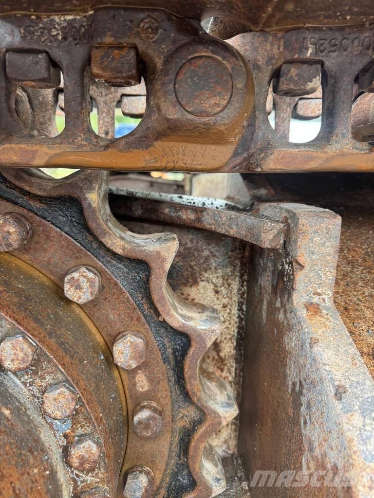 Hitachi ZX 210-3 Escavadeiras de esteiras