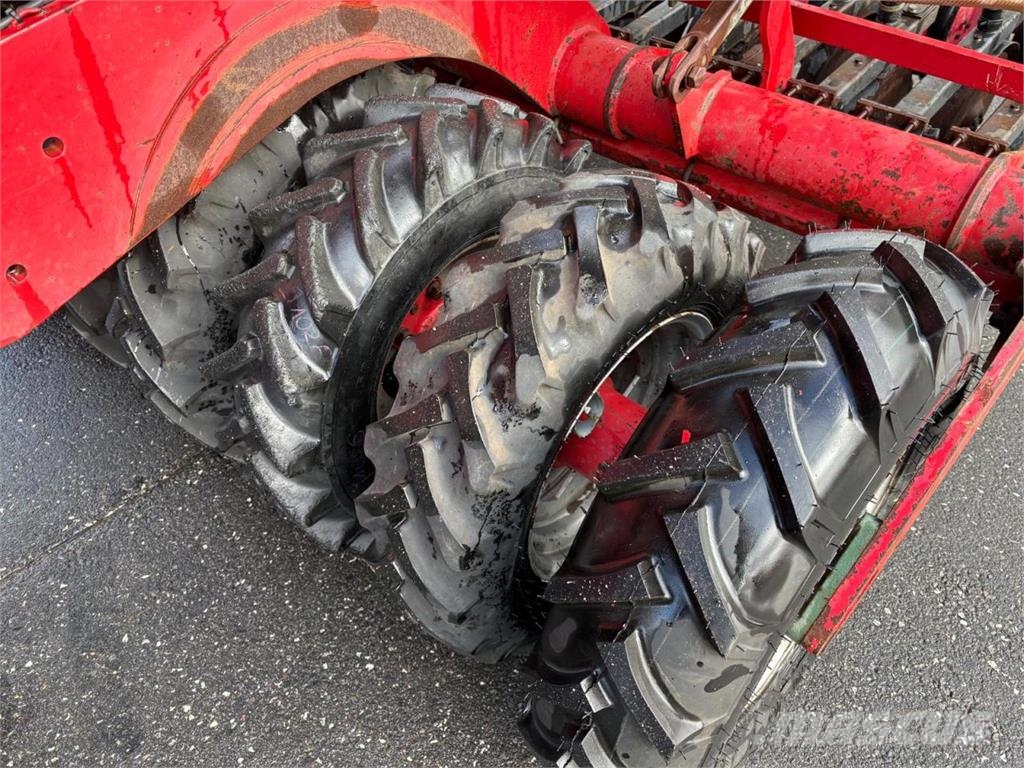 Horsch Pronto 6DC mit Düngeeinrichtung Drillmaschinenkombination