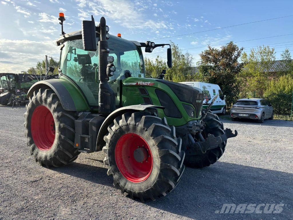 Fendt 514 Power+ الجرارات