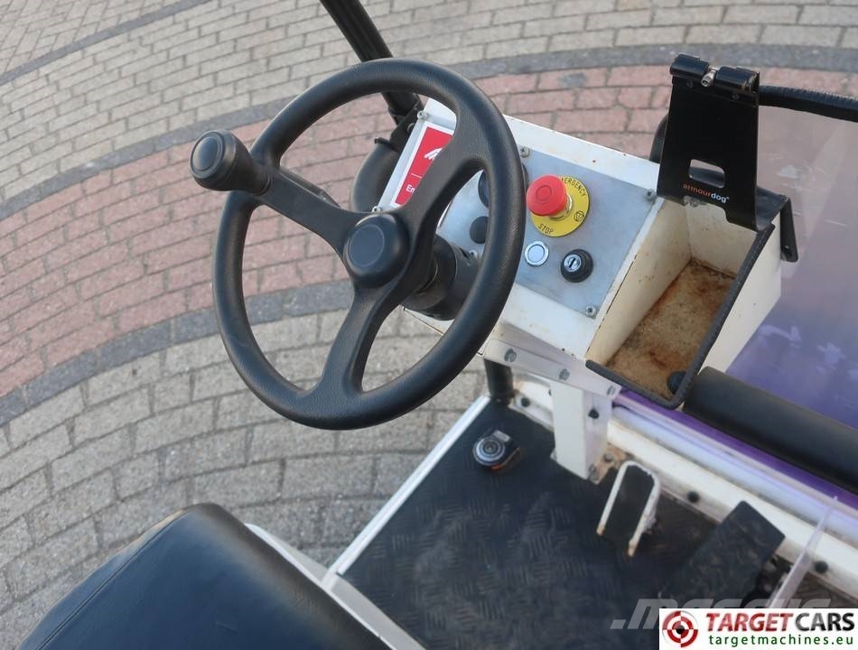 Bradshaw AV6AV ELECTRIC UTV RECREATIONAL 6-PERSONS VEHICLE Гольф-мобілі
