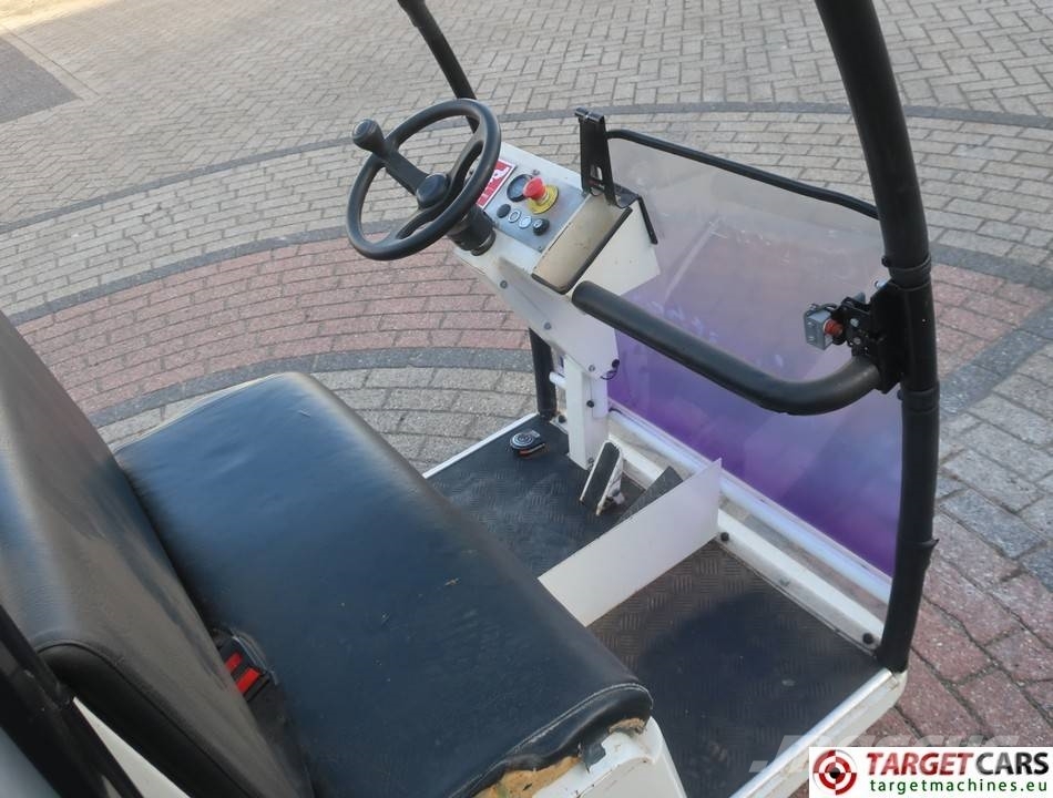 Bradshaw AV6AV ELECTRIC UTV RECREATIONAL 6-PERSONS VEHICLE Гольф-мобілі