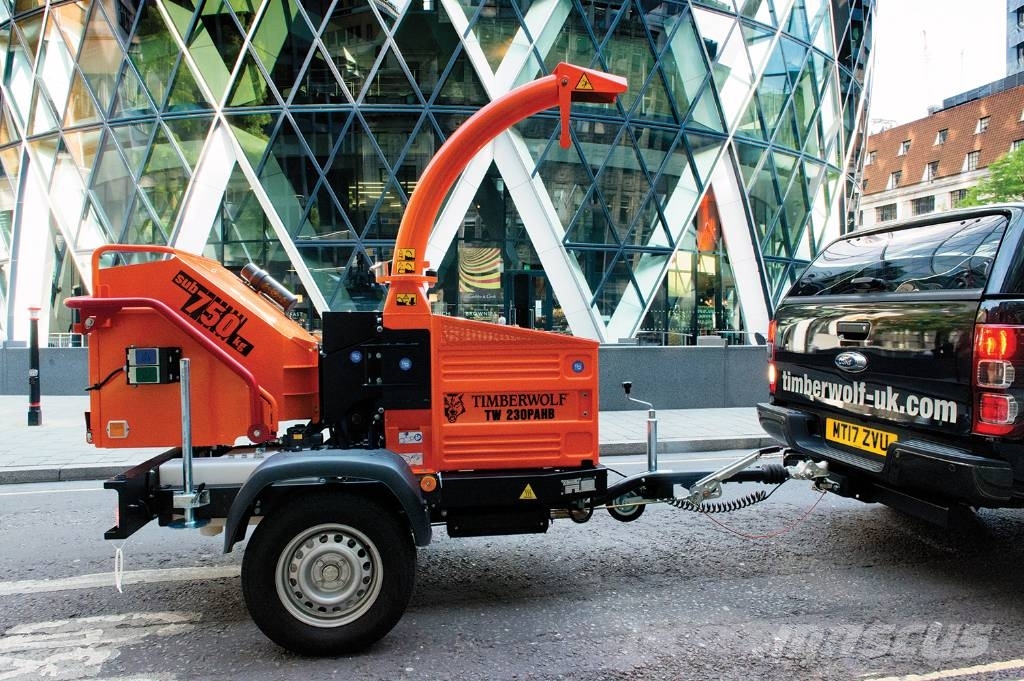Timberwolf TW230 HB (P) Houtversnipperaars