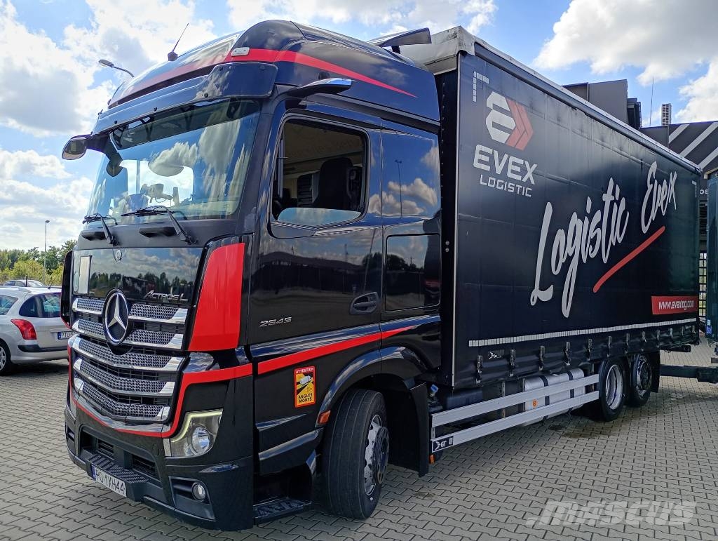 Mercedes-Benz Actros شاحنات بغطاء جانبي