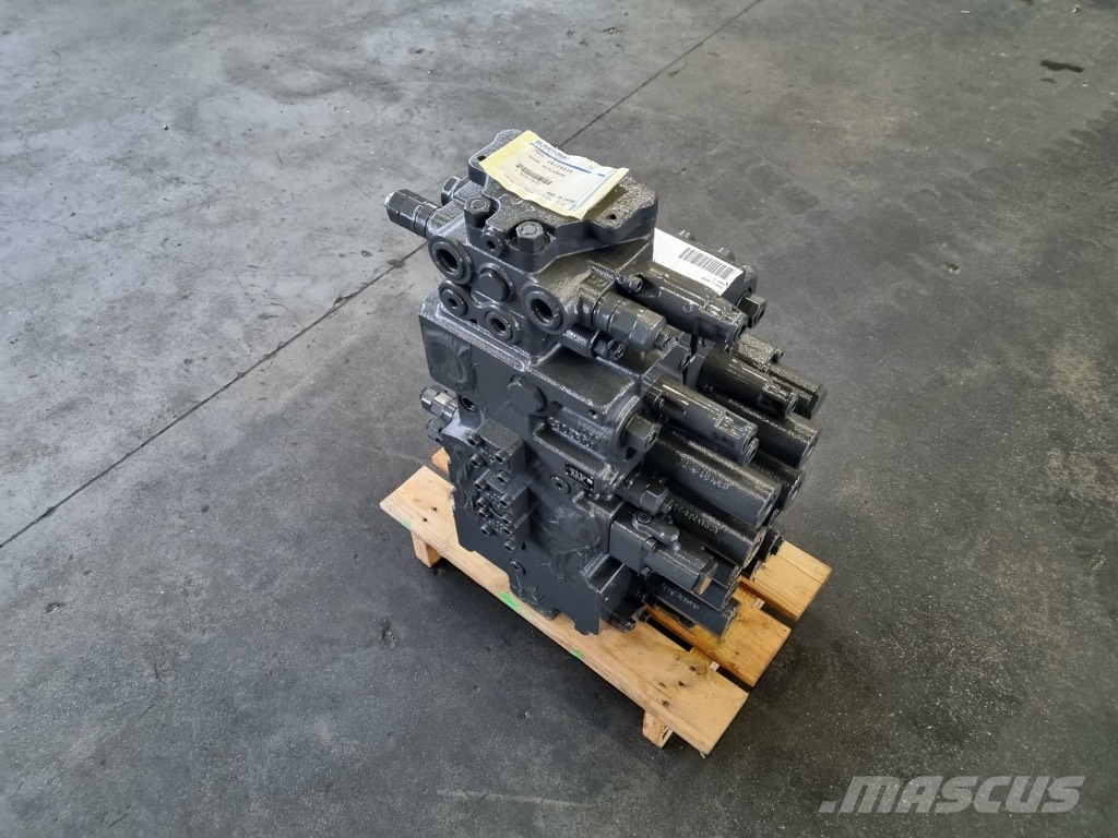 CASE CX 250 D Rozdzielacz hydrauliczny  KBJ24430 液压