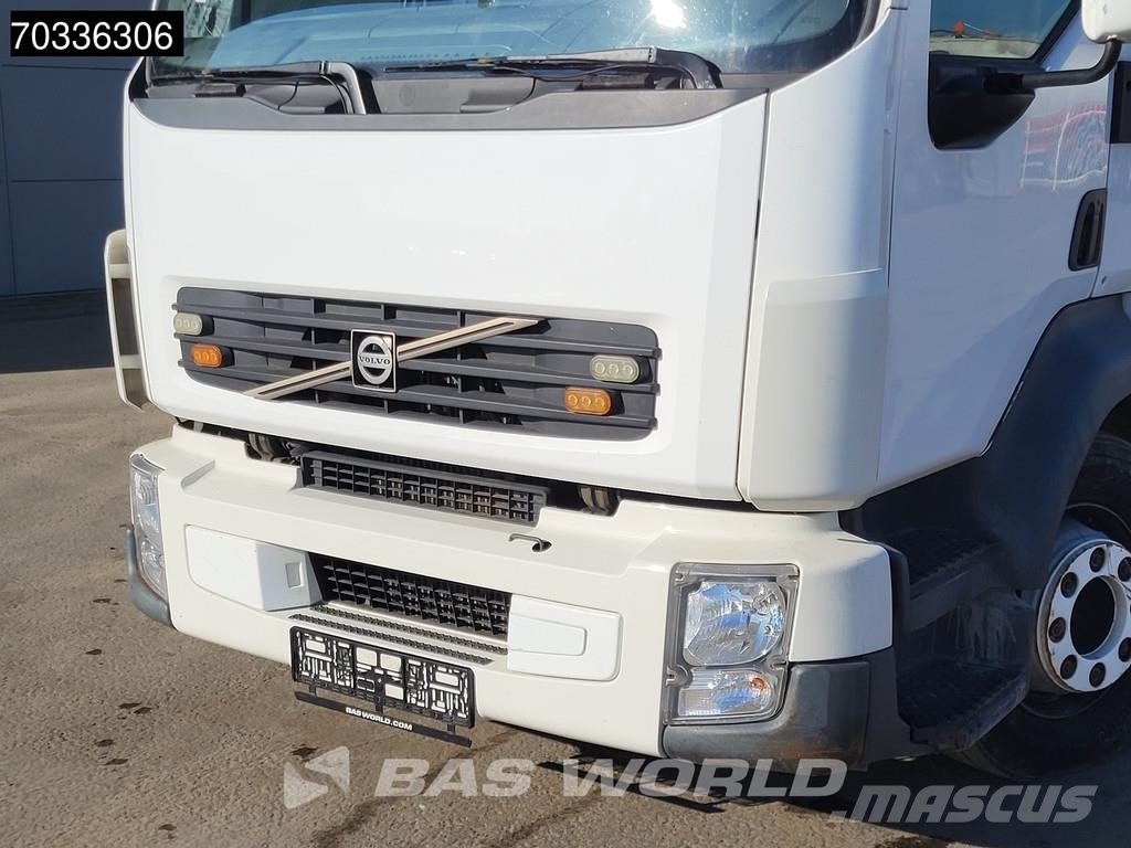 Volvo FL 240 FL 4X2 Century Recovery truck Winch FASSI F Sleepwagens