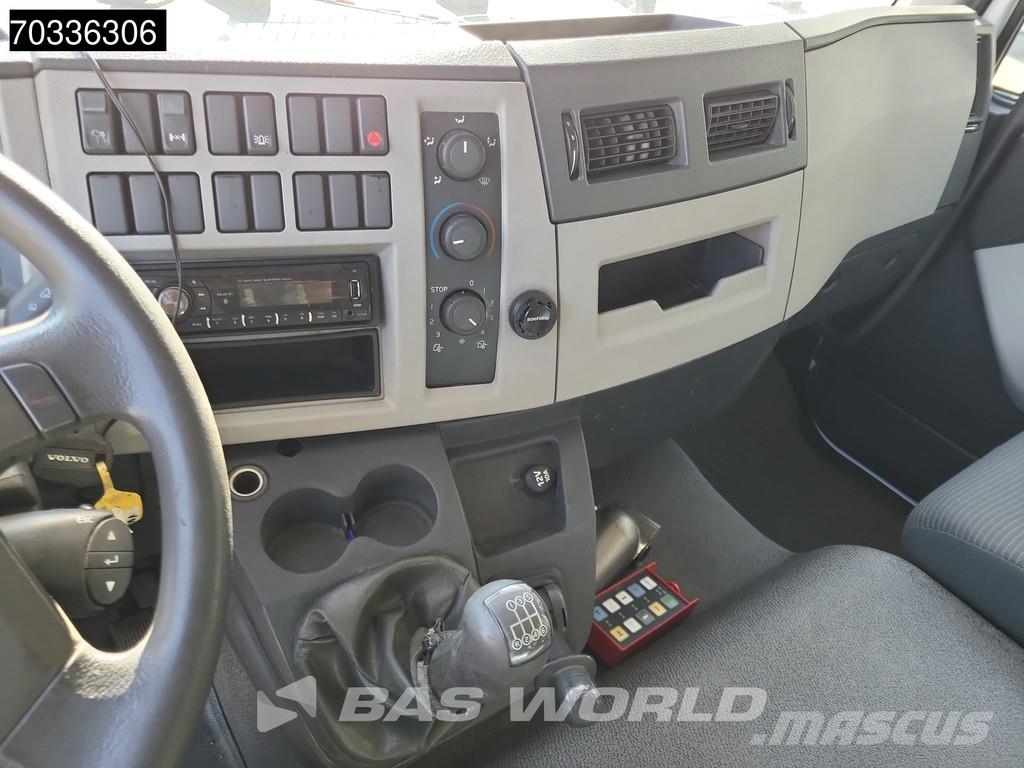 Volvo FL 240 FL 4X2 Century Recovery truck Winch FASSI F Sleepwagens