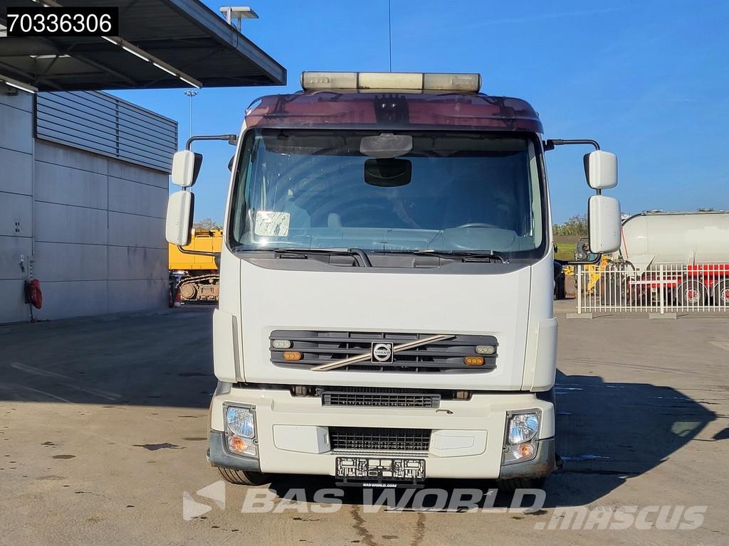 Volvo FL 240 FL 4X2 Century Recovery truck Winch FASSI F Sleepwagens