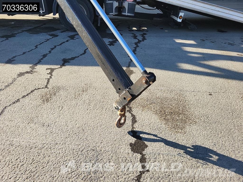 Volvo FL 240 FL 4X2 Century Recovery truck Winch FASSI F Sleepwagens