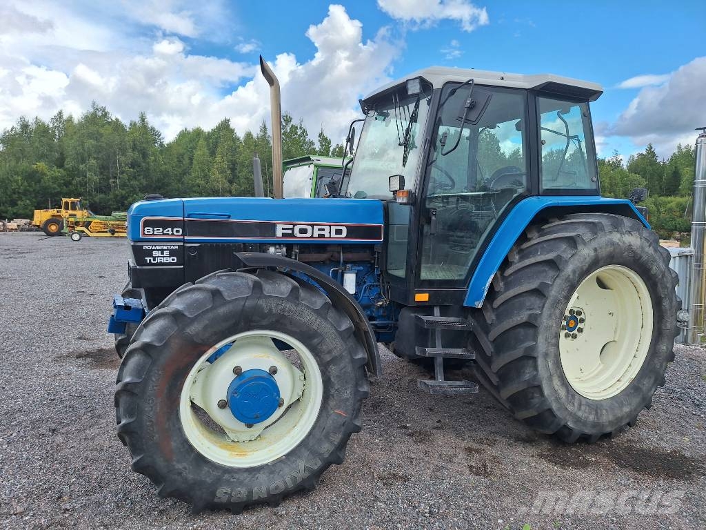 Ford 8240 SLE Traktorer