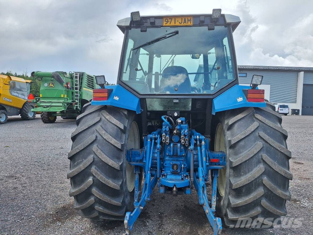 Ford 8240 SLE Traktorer