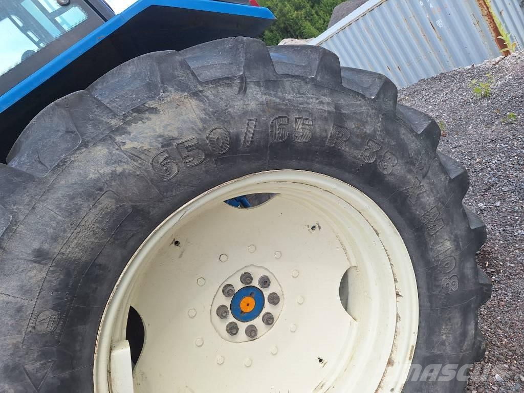Ford 8240 SLE Traktorer