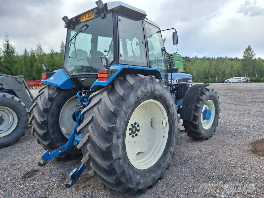 Ford 8240 SLE Traktorer