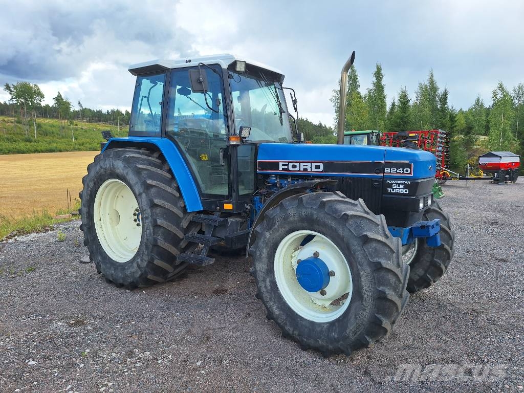Ford 8240 SLE Traktorer