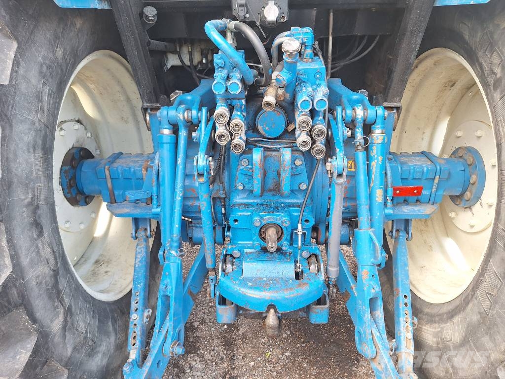 Ford 8240 SLE Traktorer