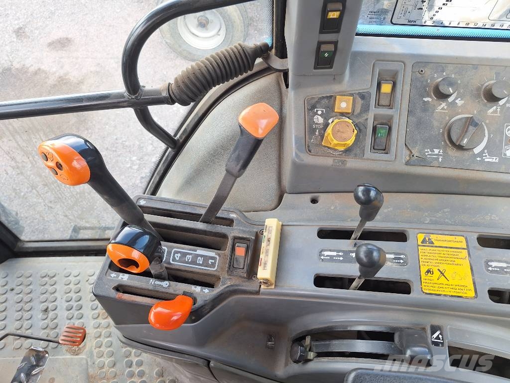 Ford 8240 SLE Traktorer