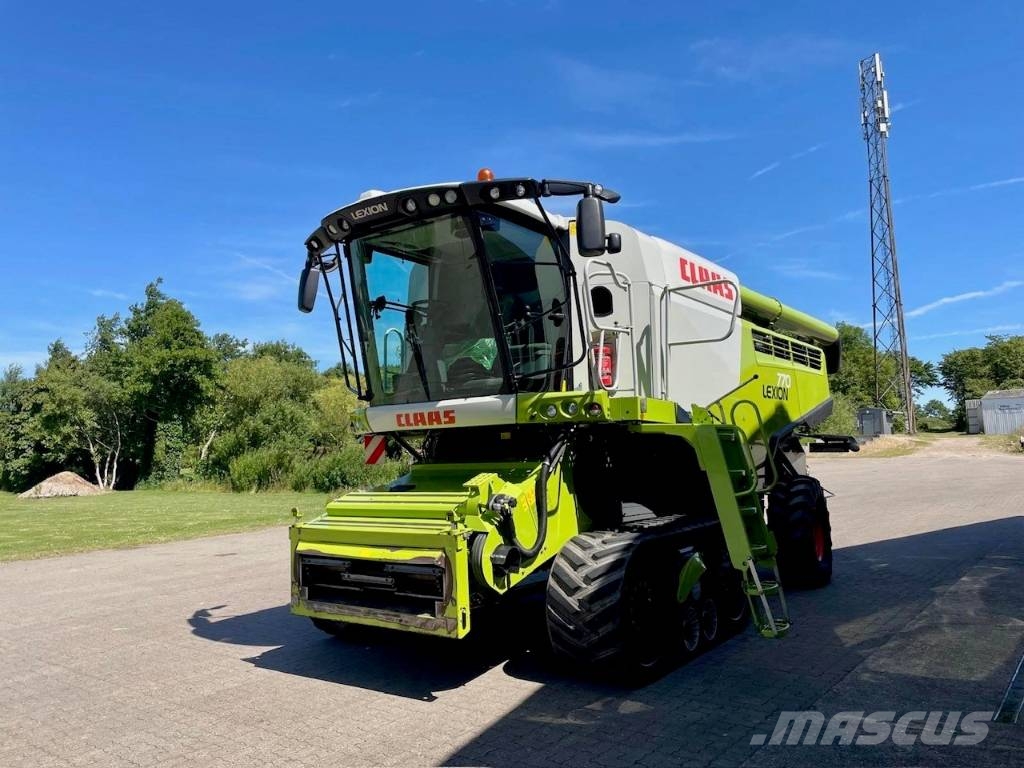 CLAAS LEXION 770 TT Combine de secerat