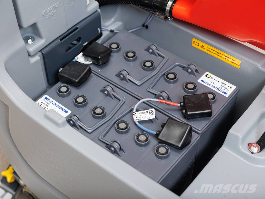 Hako Scrubmaster B45 TB510 - NEW BATTERIES Schrobzuigmachines
