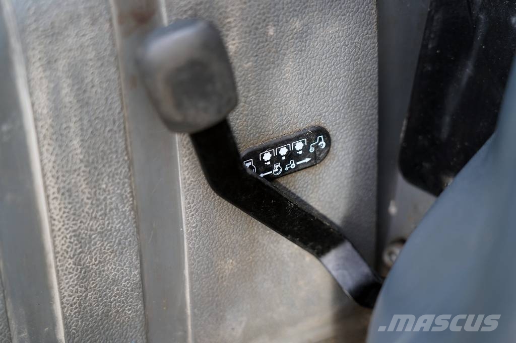 New Holland TN70NA - PAKETDEAL Traktorji