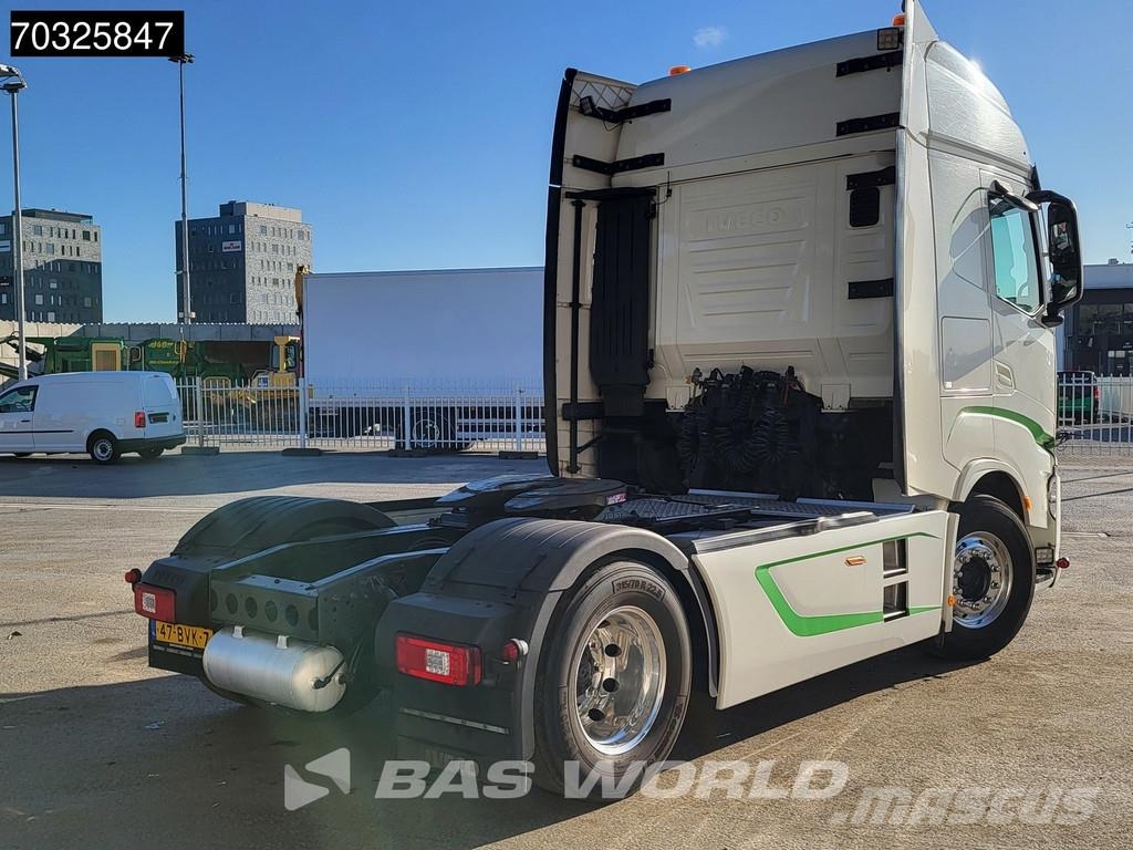 Iveco S-Way 460 S-Way 4X2 NL-Truck PTO Alcoa's Navi ACC Trekkers