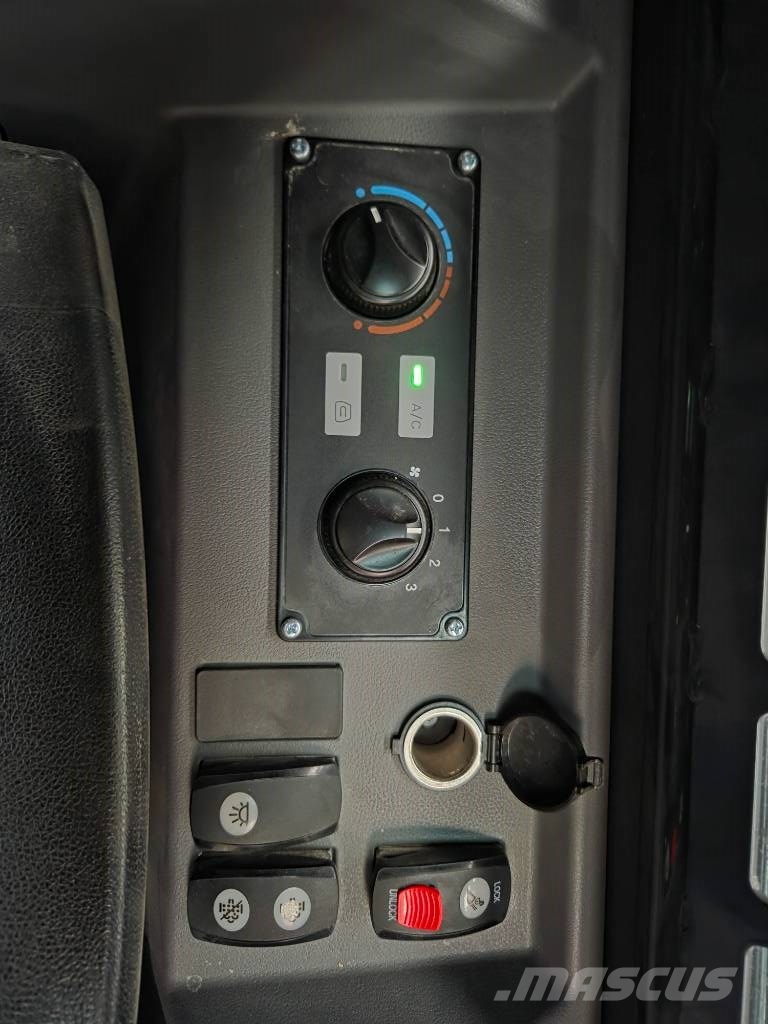Hyundai HS 120 V Kompaktrakodók