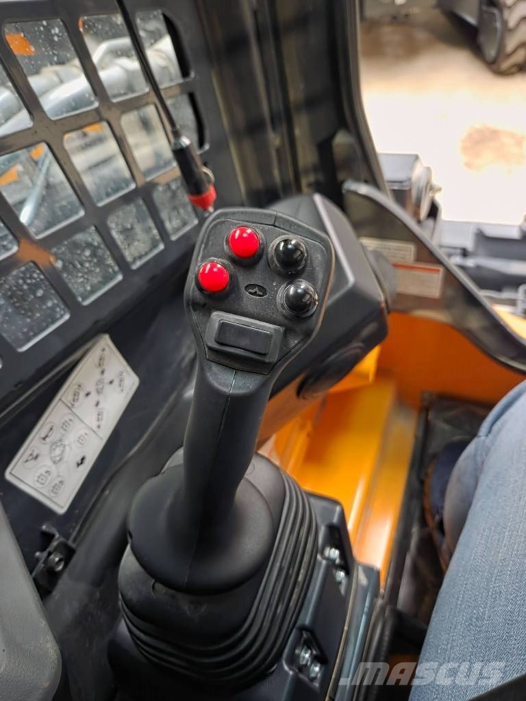 Hyundai HS 120 V Kompaktrakodók
