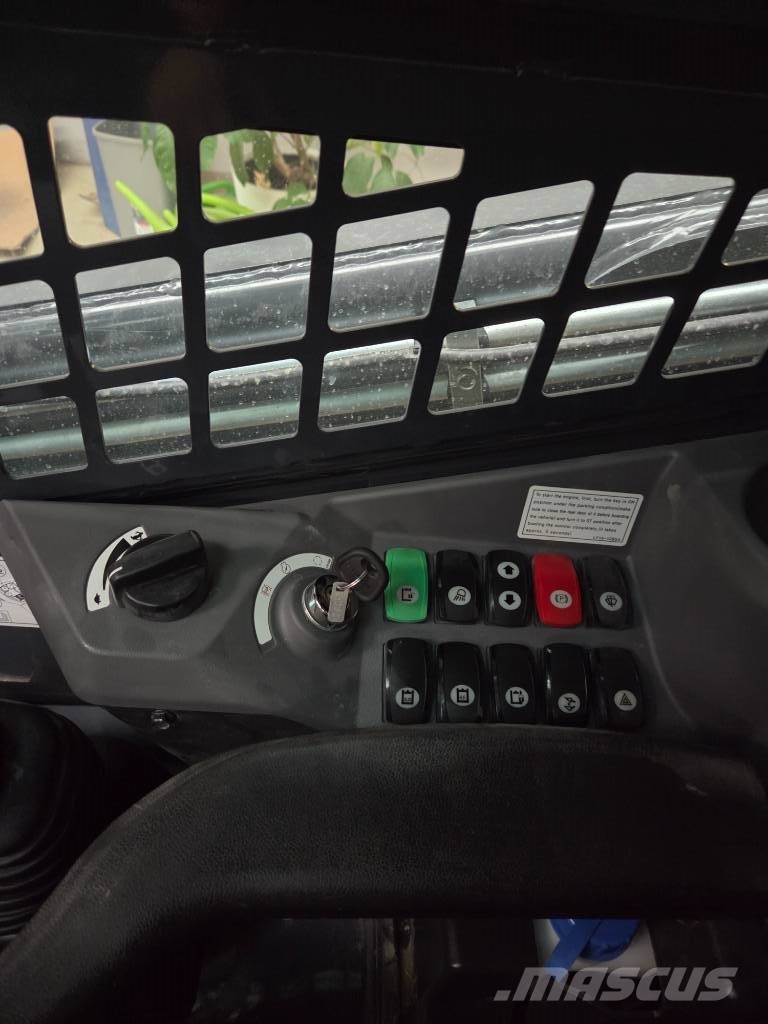 Hyundai HS 120 V Kompaktrakodók