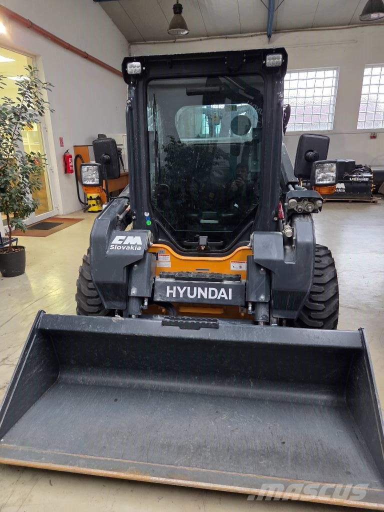 Hyundai HS 120 V Kompaktrakodók